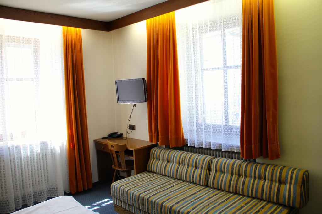 Hotel Gasthof Sonne Sankt Lorenzen Zimmer foto
